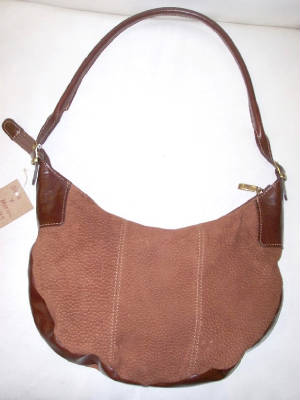Click here for Carpincho Bags